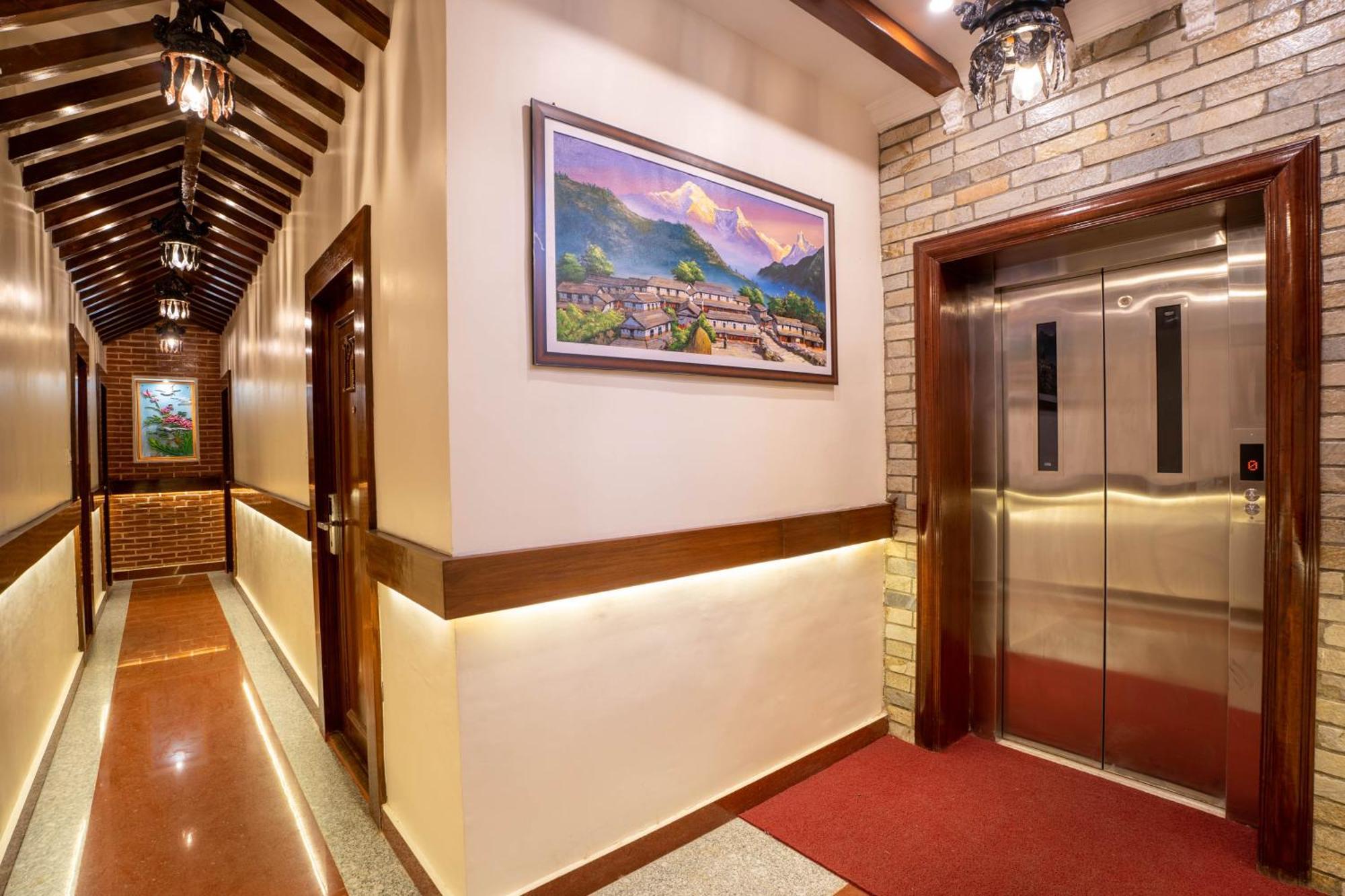 Airport Himalaya Boutique Hotel Katmandu Eksteriør billede